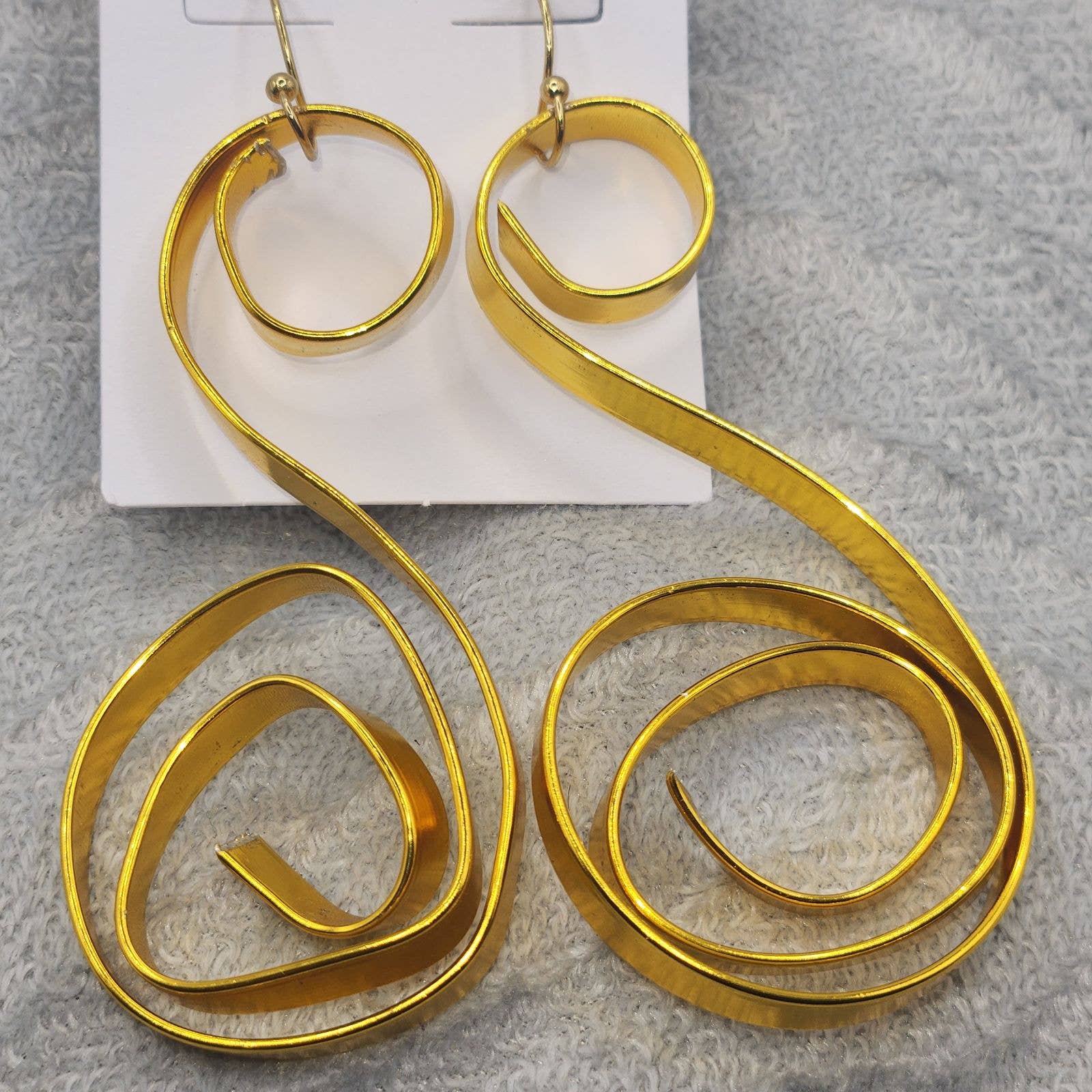 Gold Music Note Earrings